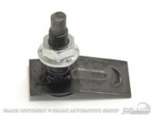 PULTTIKIINNIKE LOKASUOJAN TO COWL MUSTANG 196566 1kpl